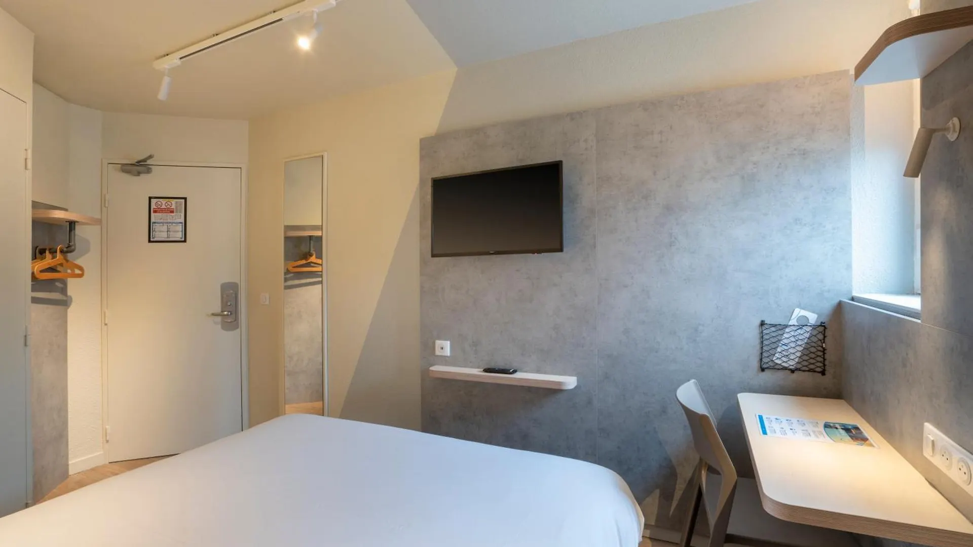 Ibis Budget Rennes Chantepie Hotel